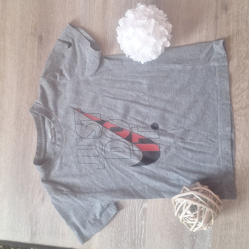 Nike gray T-shirt for boys